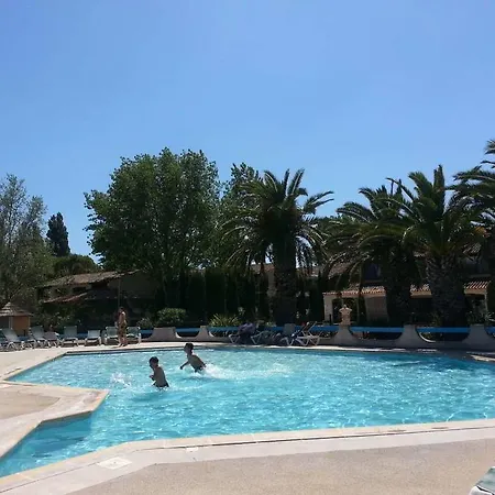 Apartment Les Amandiers N°808 *
